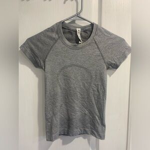 Lululemon Swiftly Short sleeve crop